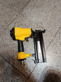 میخکوب بادی یونیایر مدل AT-3070